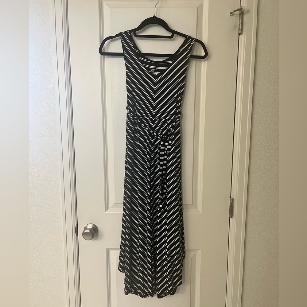 Black & white striped materity dress